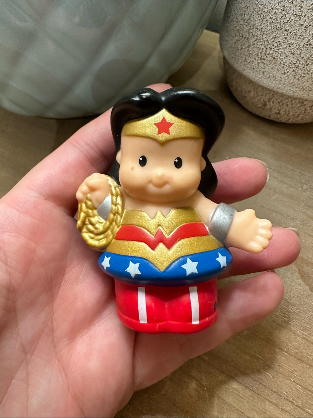 Fisher price little people DC Super friends Wonder Woman 2011
